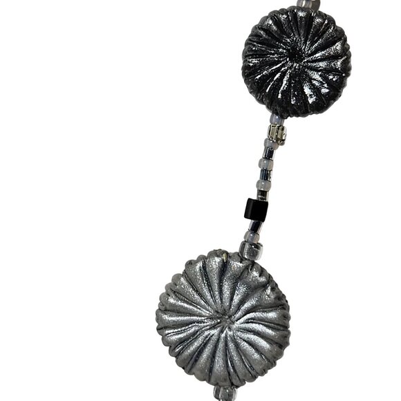 Handcrafted Textured Circular Black Silver Pendants Necklace Fashion Jewelry - Picture 3 of 7